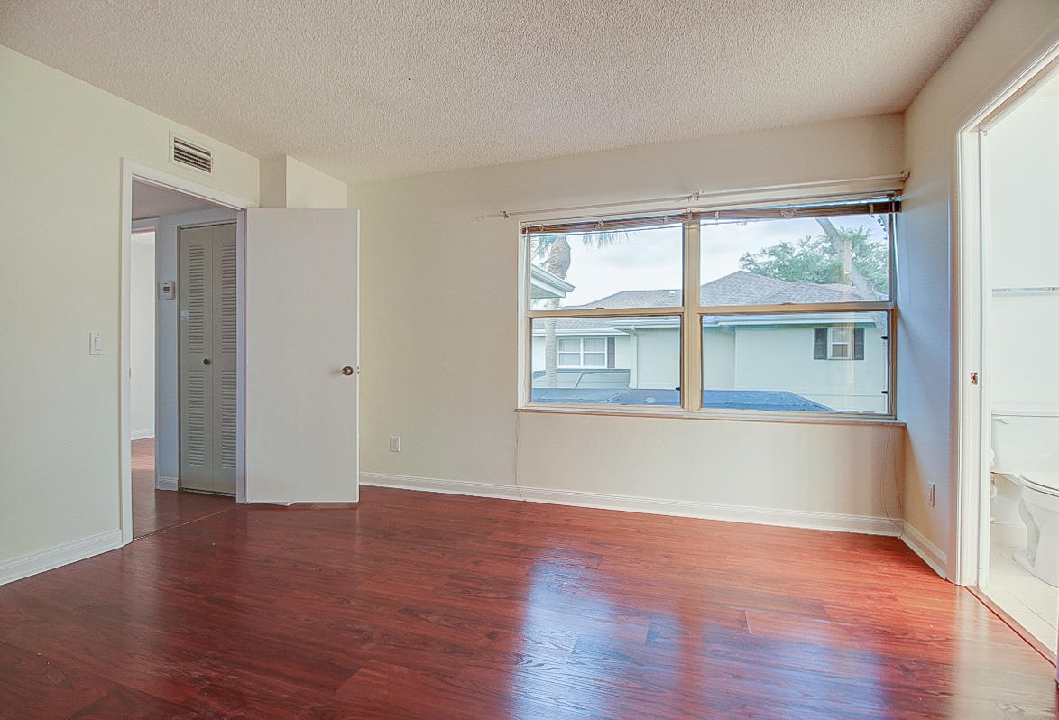 STAMFORD AT ROYAL PALM BEACH - Residential