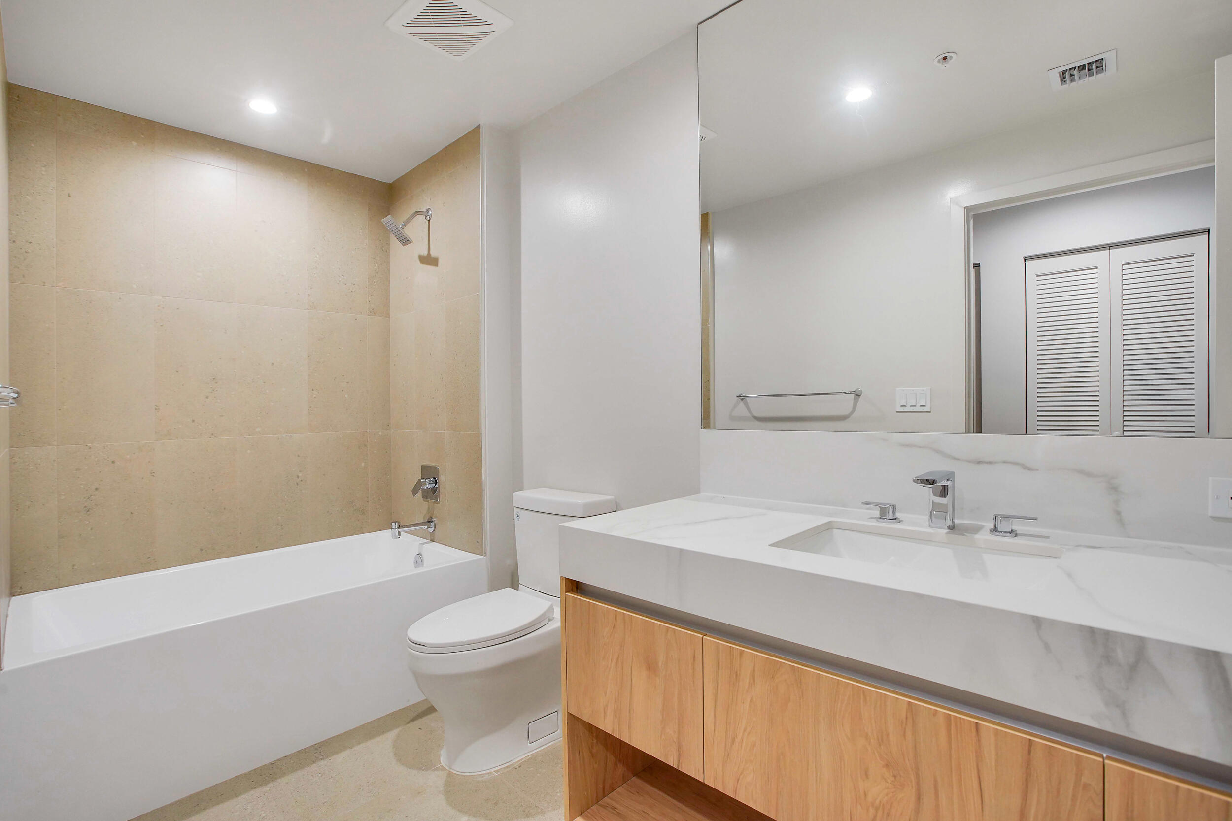 601 N Miami Avenue 2107