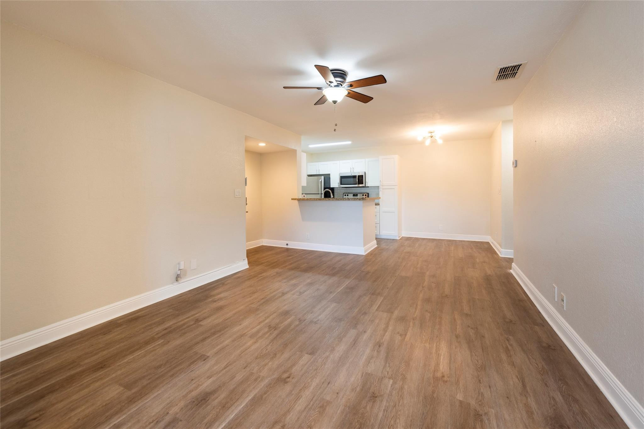 2906 S University Drive 10104
