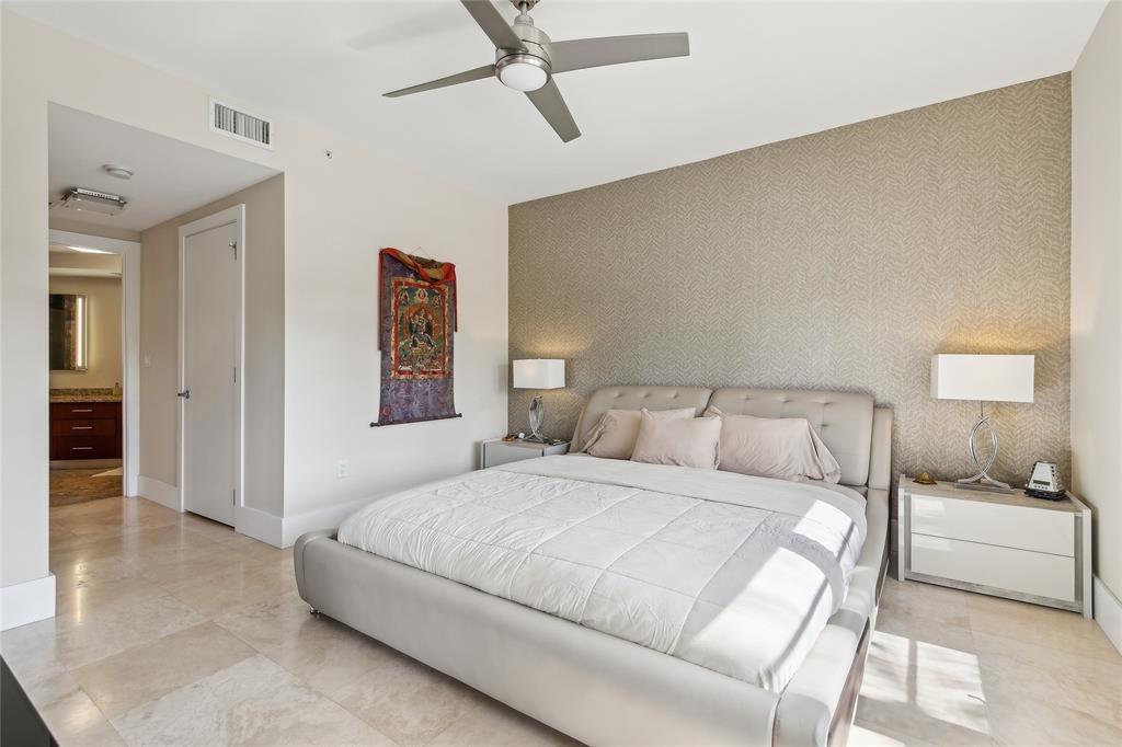 Fountains on Ocean Blvd - Residential