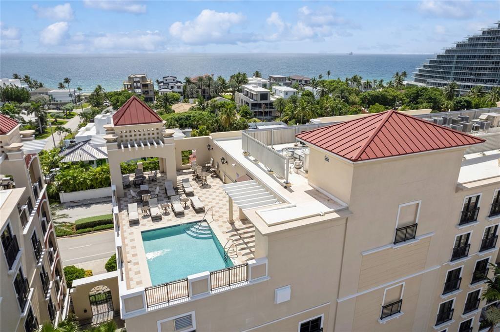 Fountains on Ocean Blvd - Residential