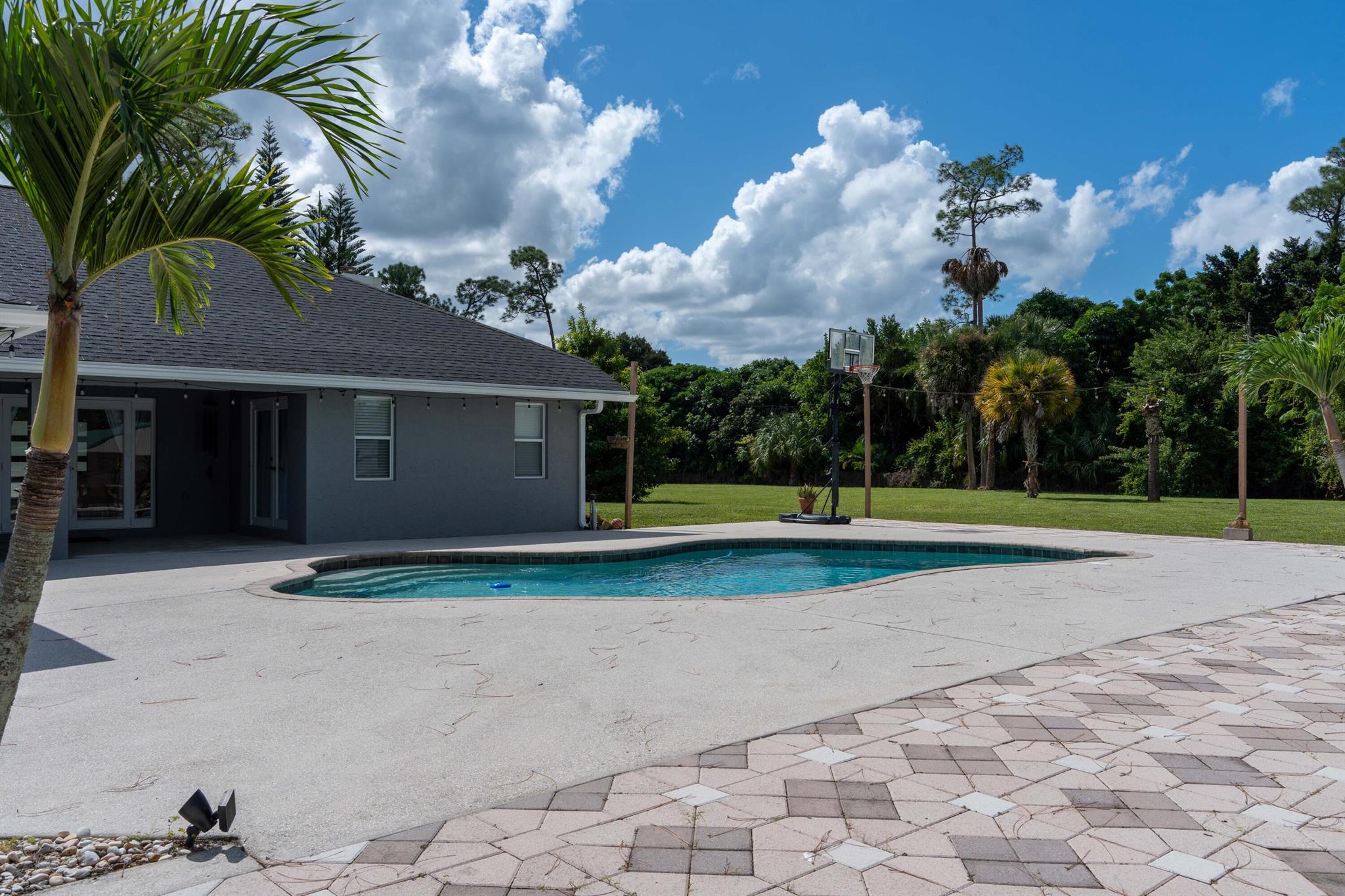 Loxahatchee Groves - Residential