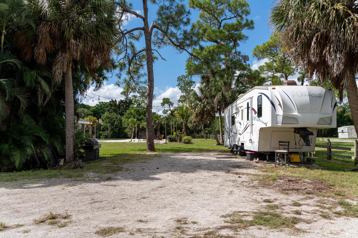 Loxahatchee Groves - Residential