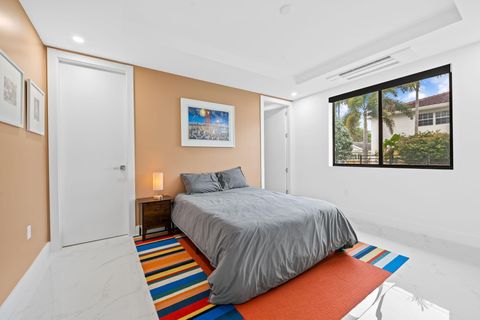 Tiny photo for 818 NE 2nd Street, Fort Lauderdale, FL 33301 (MLS # B26035460)