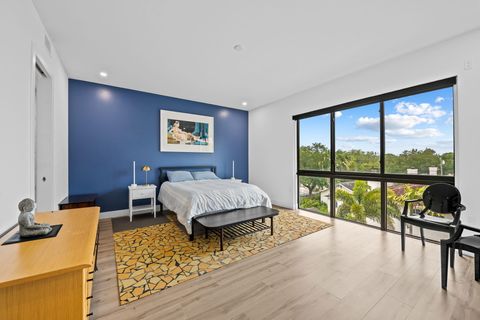 Tiny photo for 818 NE 2nd Street, Fort Lauderdale, FL 33301 (MLS # B26035460)