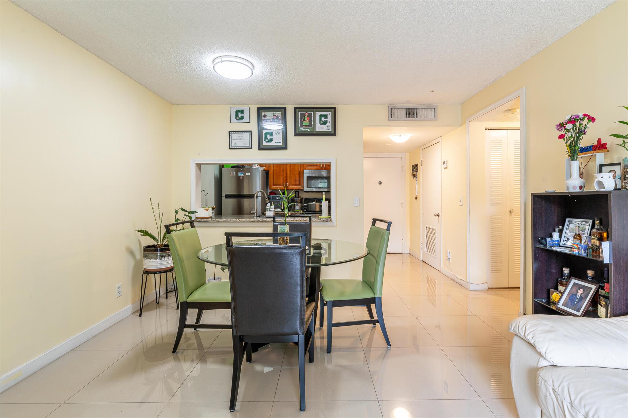 TARA GARDENS 1 CONDO - Residential