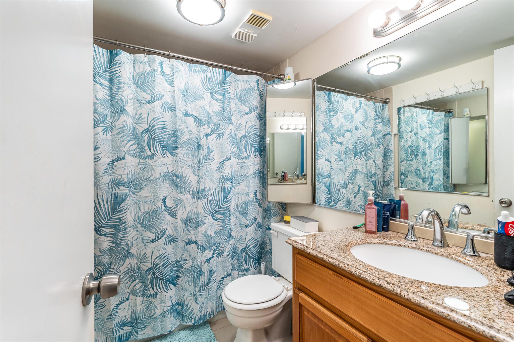 TARA GARDENS 1 CONDO - Residential