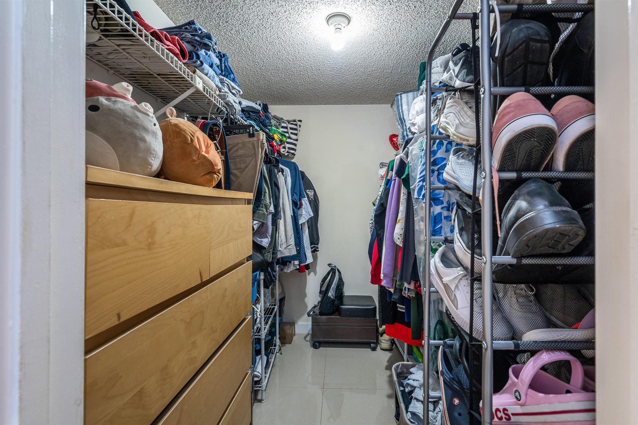 TARA GARDENS 1 CONDO - Residential