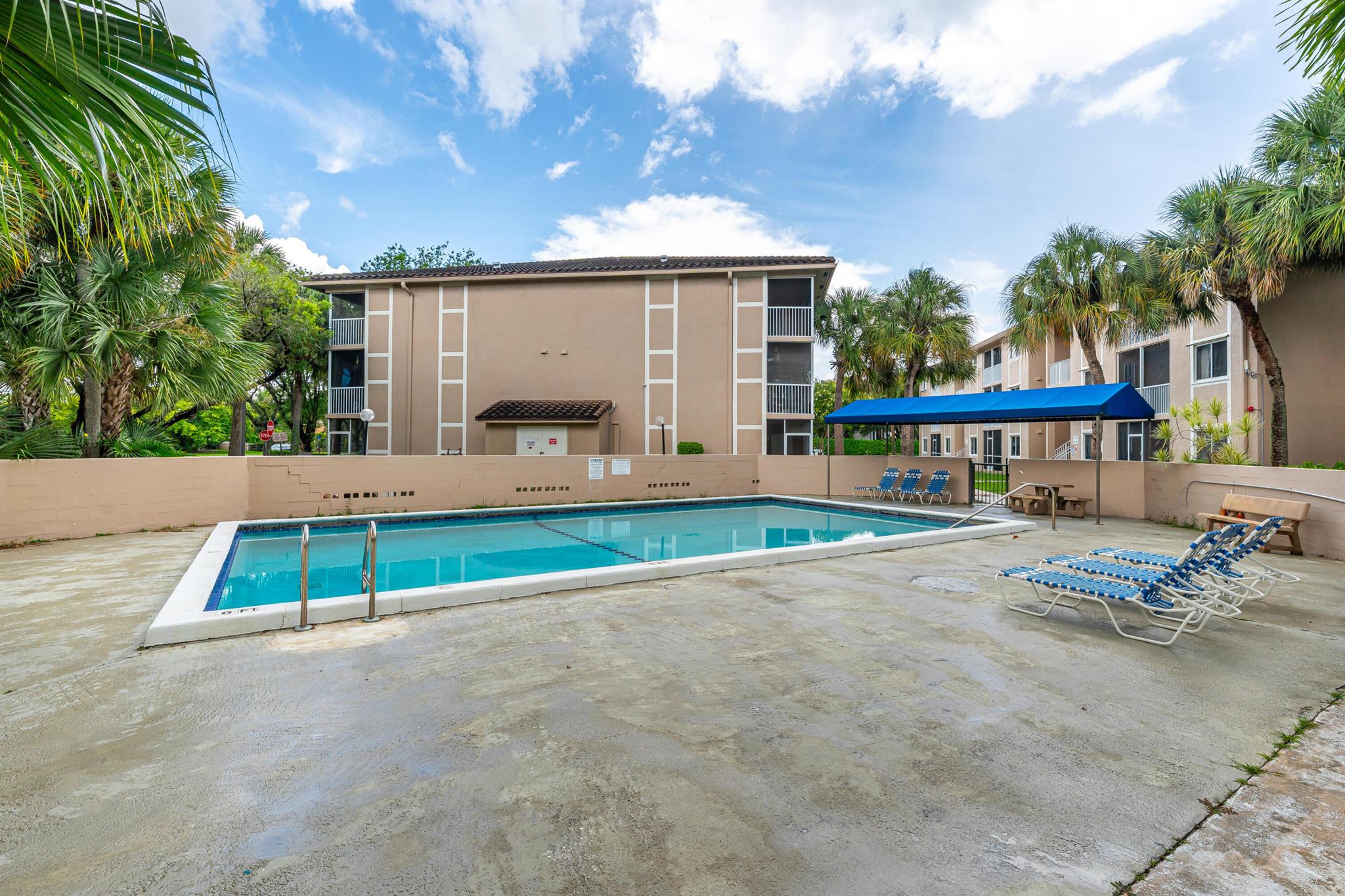 TARA GARDENS 1 CONDO - Residential