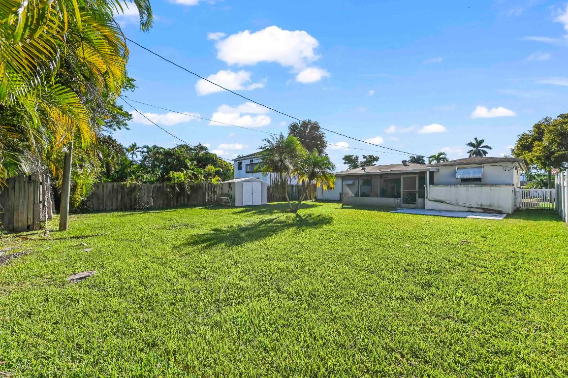 POINCIANA PARK - Residential