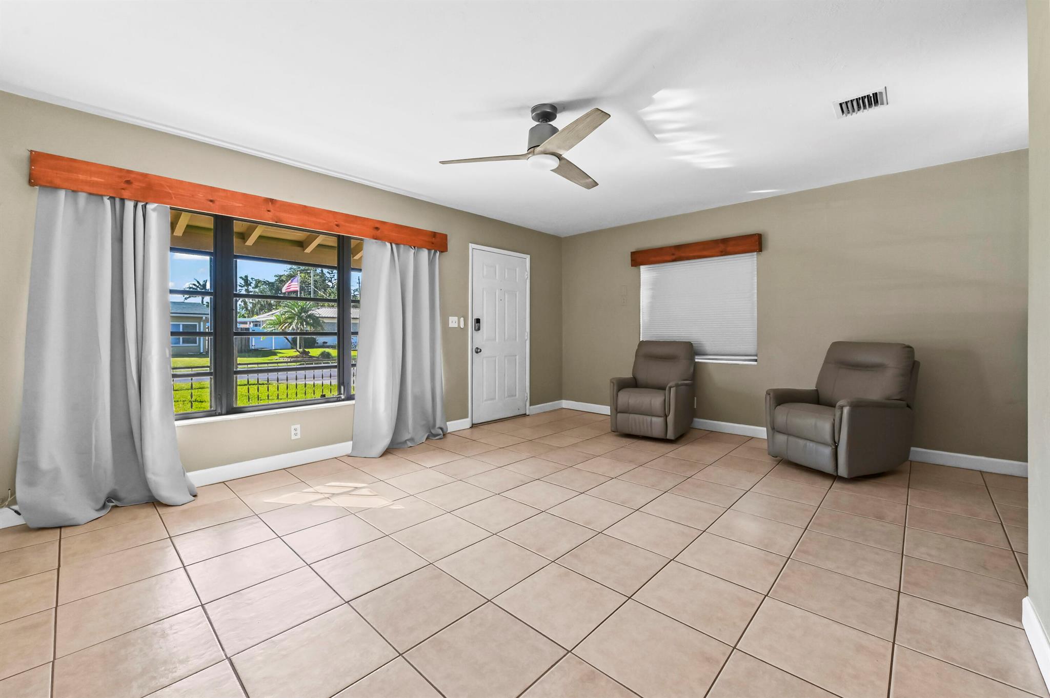 POINCIANA PARK - Residential