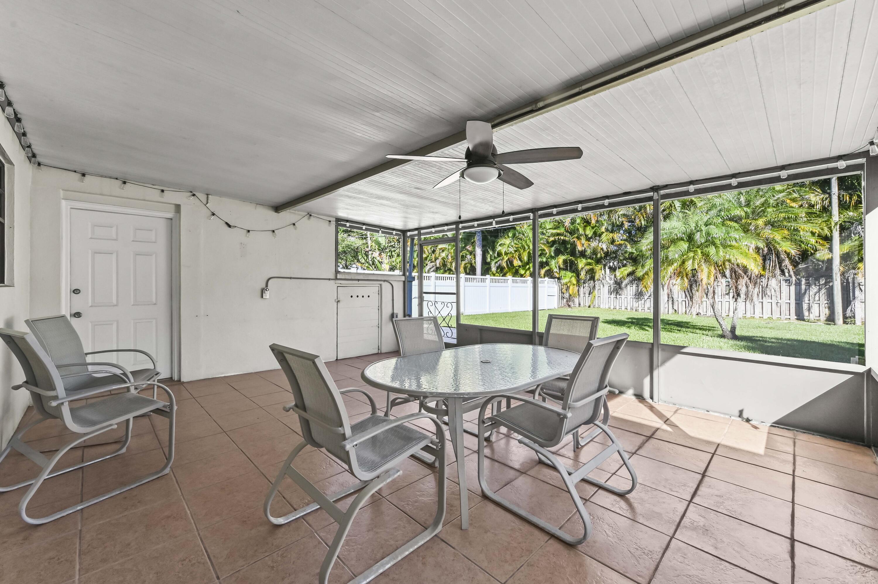 POINCIANA PARK - Residential