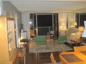 PALM BEACH HOUSE CONDO - Residential Lease