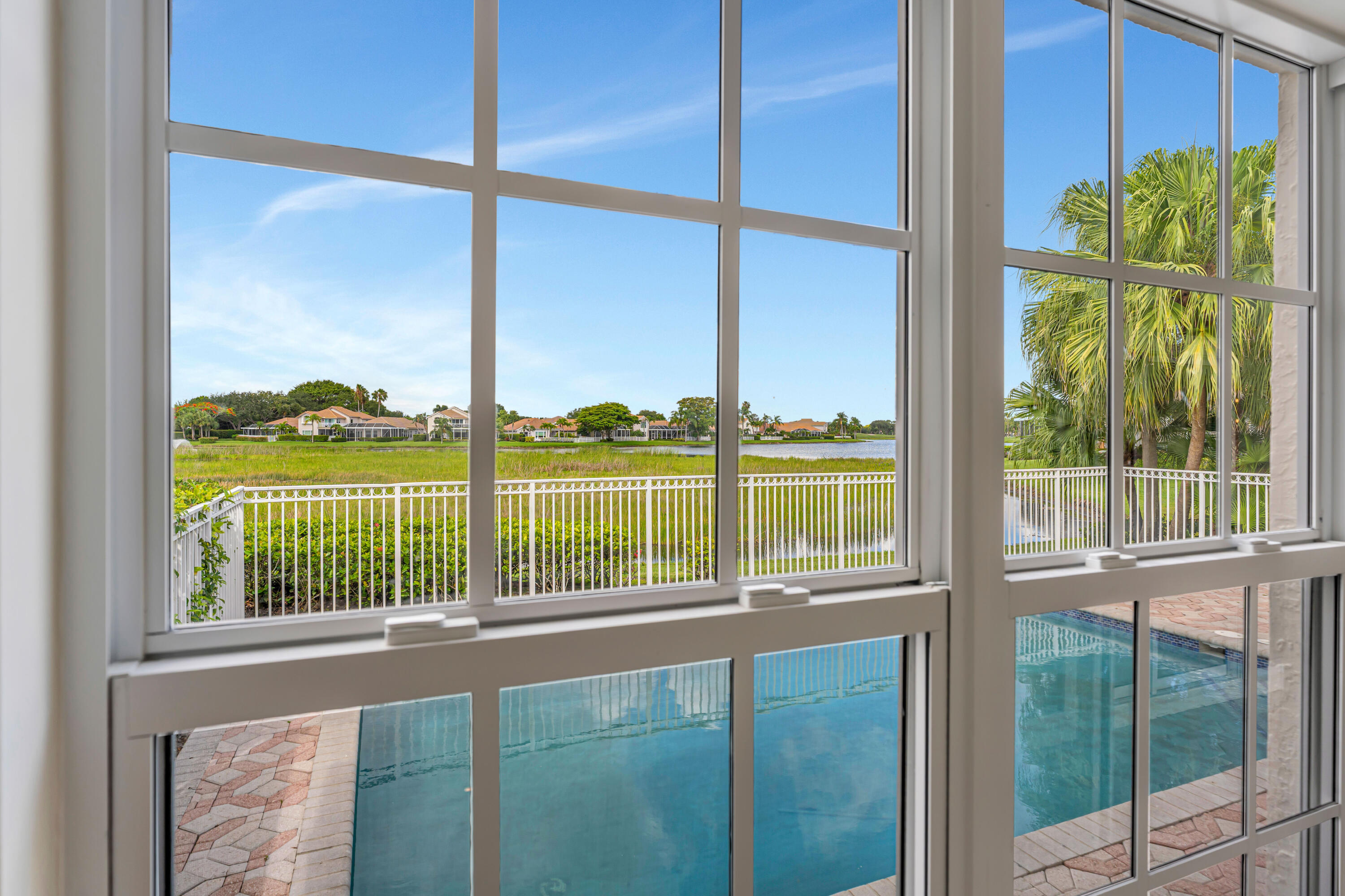 DIAMOND HEAD - Residential