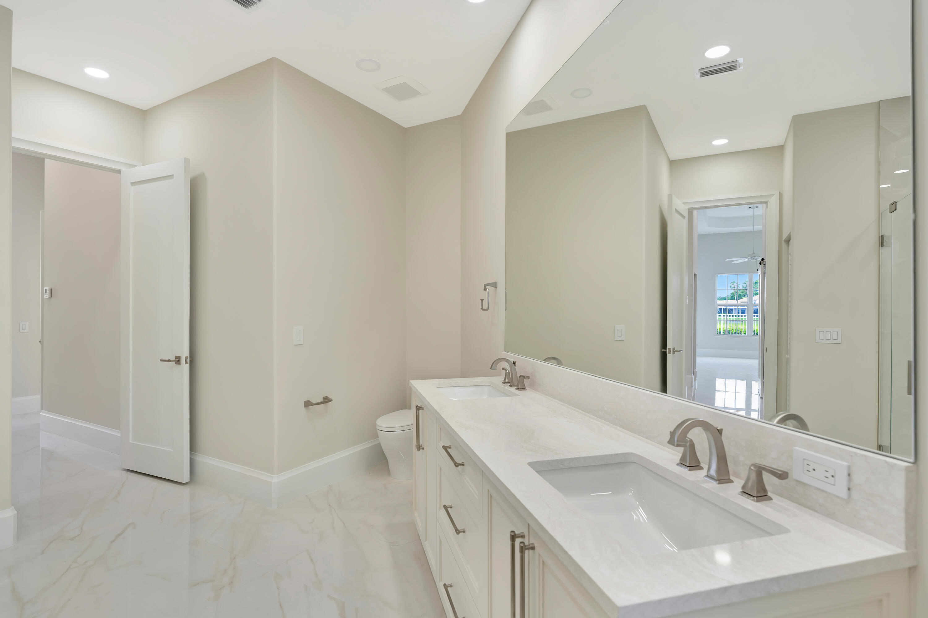 DIAMOND HEAD - Residential