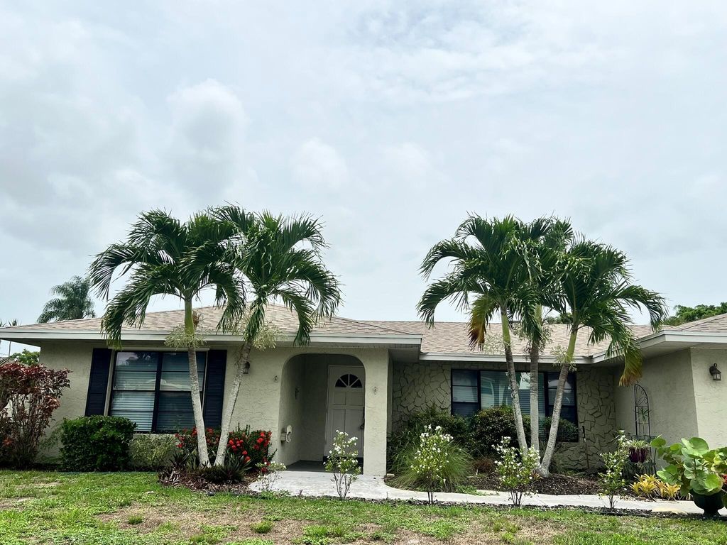 Photo of 1240 SE Palm Beach Road, Port Saint Lucie, FL 34952 (MLS # R11101732)