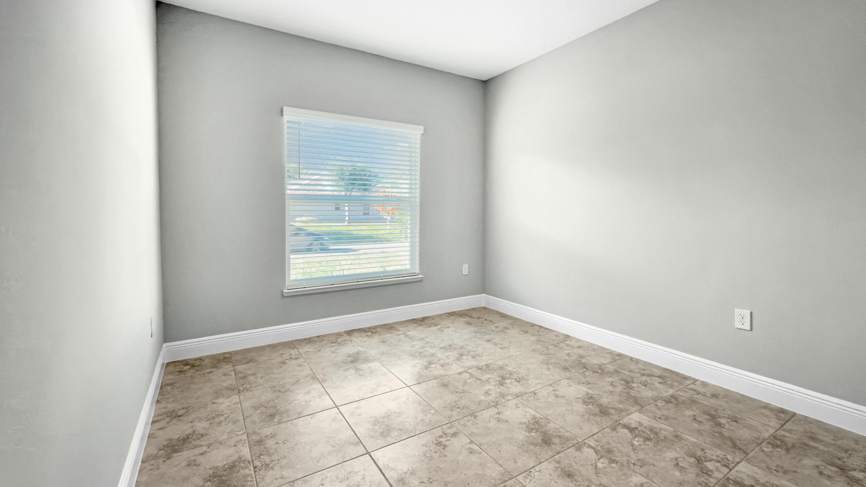 SEBASTIAN HIGHLANDS UNIT 10 - Residential