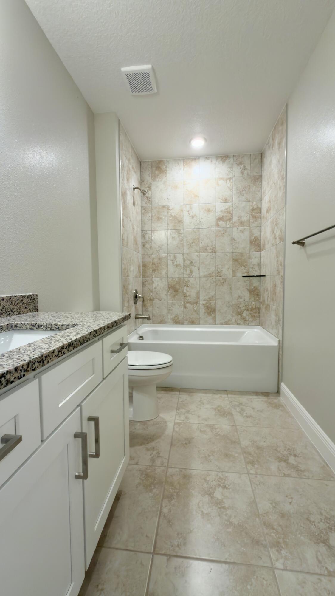 SEBASTIAN HIGHLANDS UNIT 10 - Residential