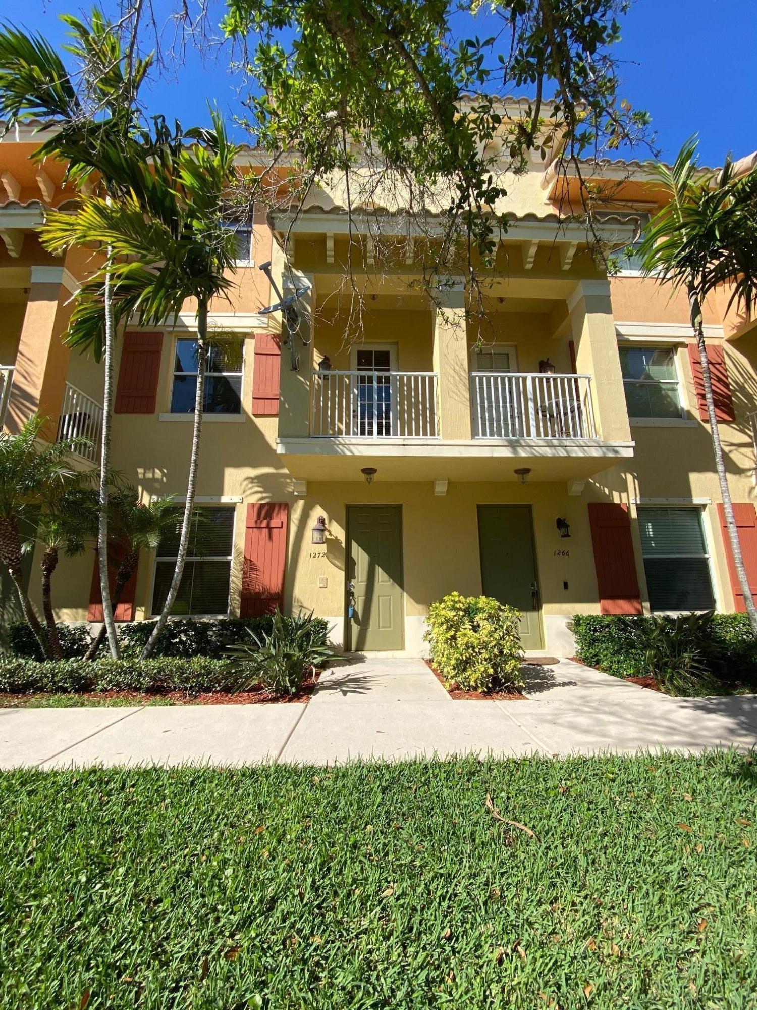 RENAISSANCE COMMONS PUD - Residential Lease