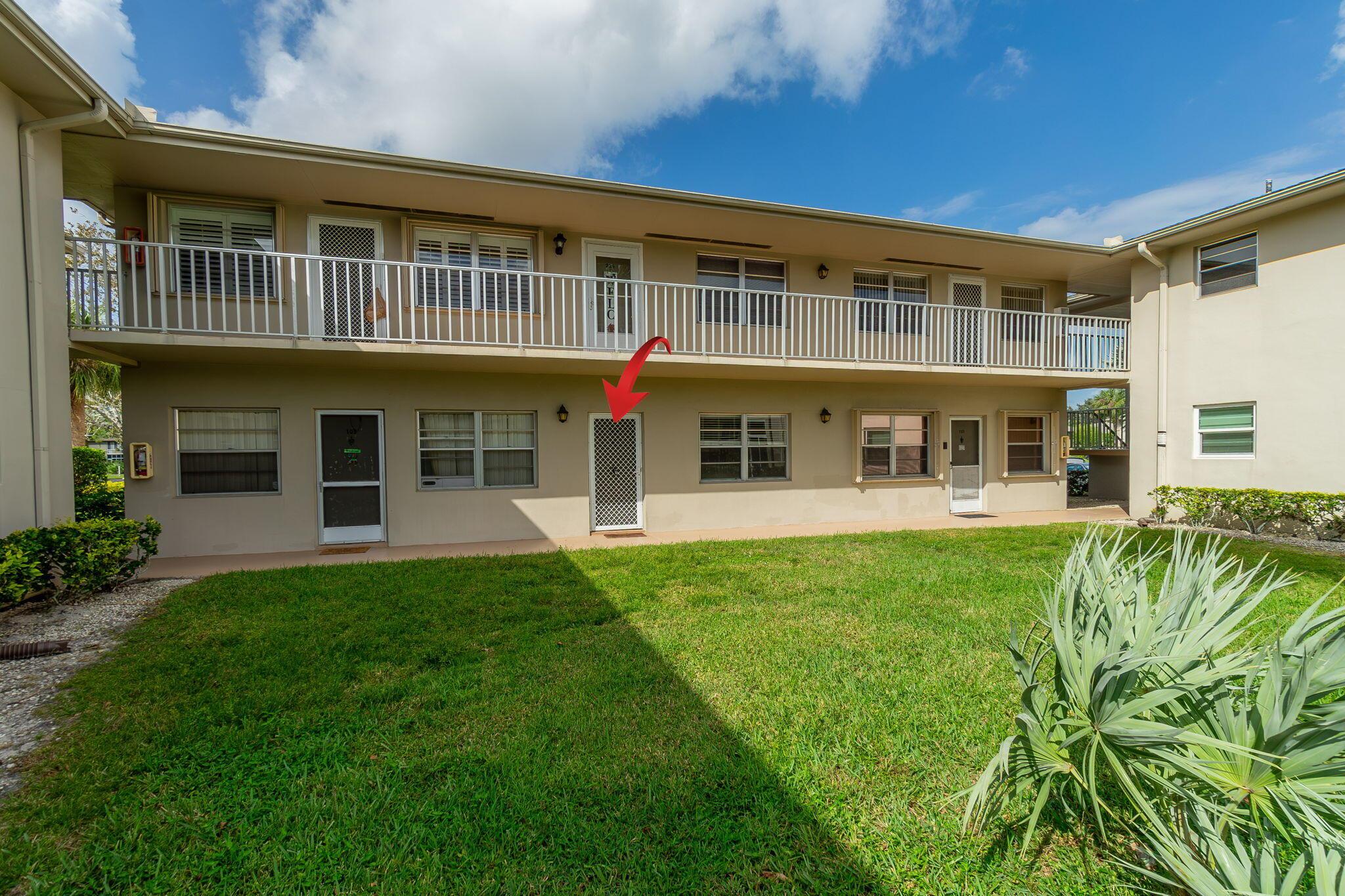Welcome to this wonderful CBS construction condo nestled in the active, private and peaceful 55+ community of VISTA ST. LUCIE. The community offers property owners many amenities including a pool, shuffleboard, tennis courts, club house, arts and crafts room, billiaard, a library, fitness room and more !!! The HOA fee includes basic cable, internet, water, trash removal, exterior building insurance and maintenance. This unit comes with laminate floors throughout, washer & dryer and a private lanai. Come and enjoy Florida living at its best !