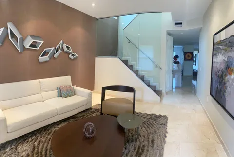 3222 NE 212th Ter, Aventura, FL MLS: F10485683