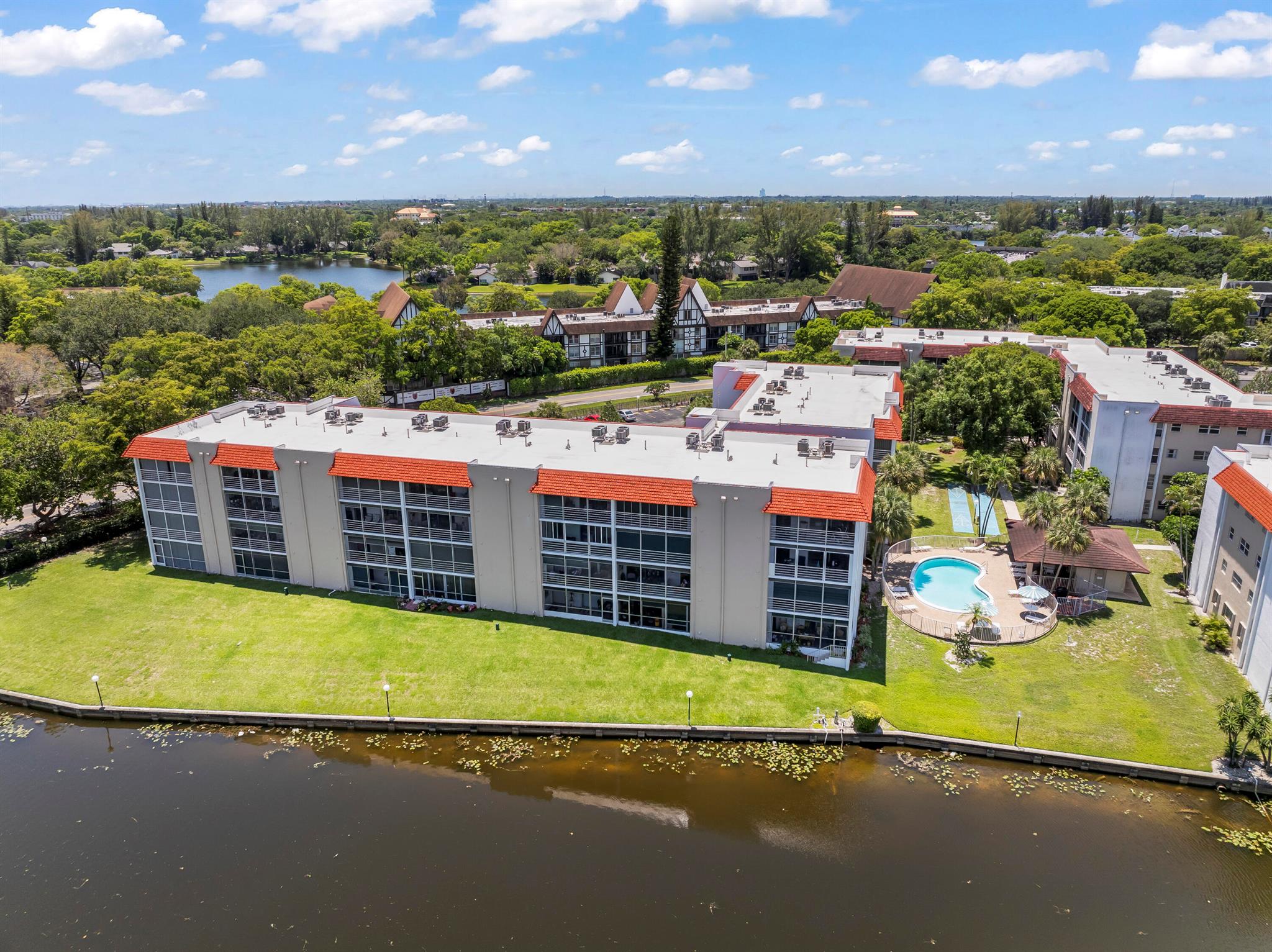 Beautiful & Bright 2-Bedroom, 2-Bath Condo with Serene Canal ViewThis exceptionally spacious and luminous 2-bedroom, 2-bath condo offers peaceful canal views and a welcoming layout perfect for comfortable living. Enjoy the convenience of a full-size washer and dryer right in the unit. Located in the desirable Las Vistas community, where concrete restoration has just been completed and the property has successfully passed its 40-year certification--ensuring peace of mind for years to come.