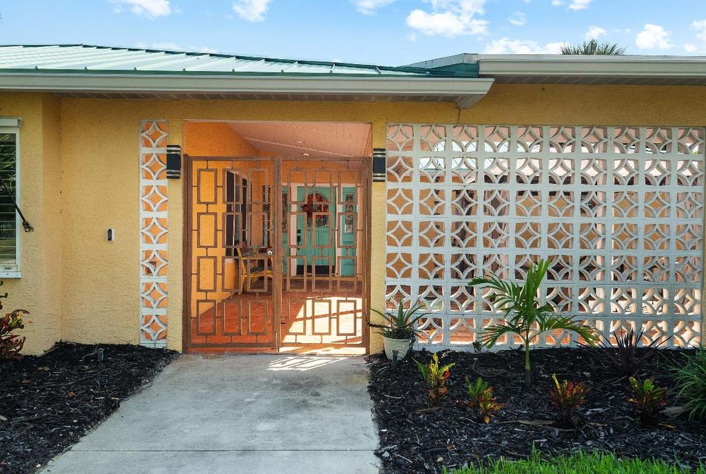 Photo of 3043 SE Pine Valley Street, Port Saint Lucie, FL 34952 (MLS # R11077049)