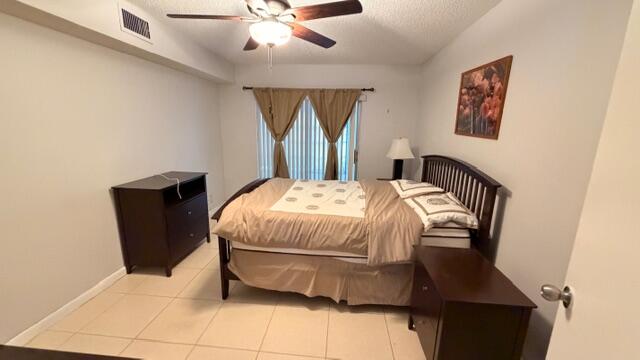 VILLAGES OF ORIOLE ABBEY CONDO - Residential