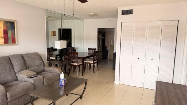 VILLAGES OF ORIOLE ABBEY CONDO - Residential