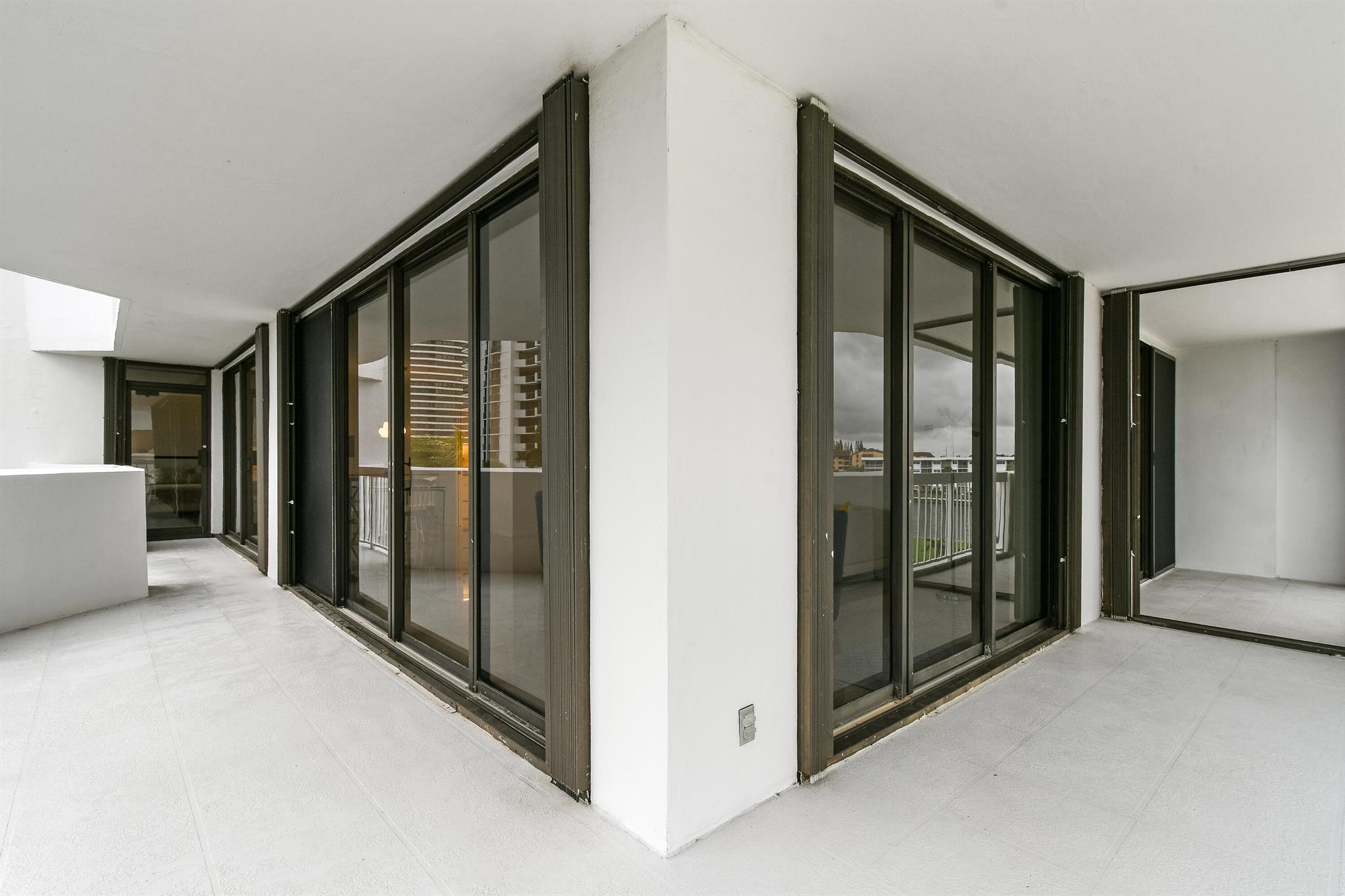 OLD PORT COVE TOWER WEST - Residential