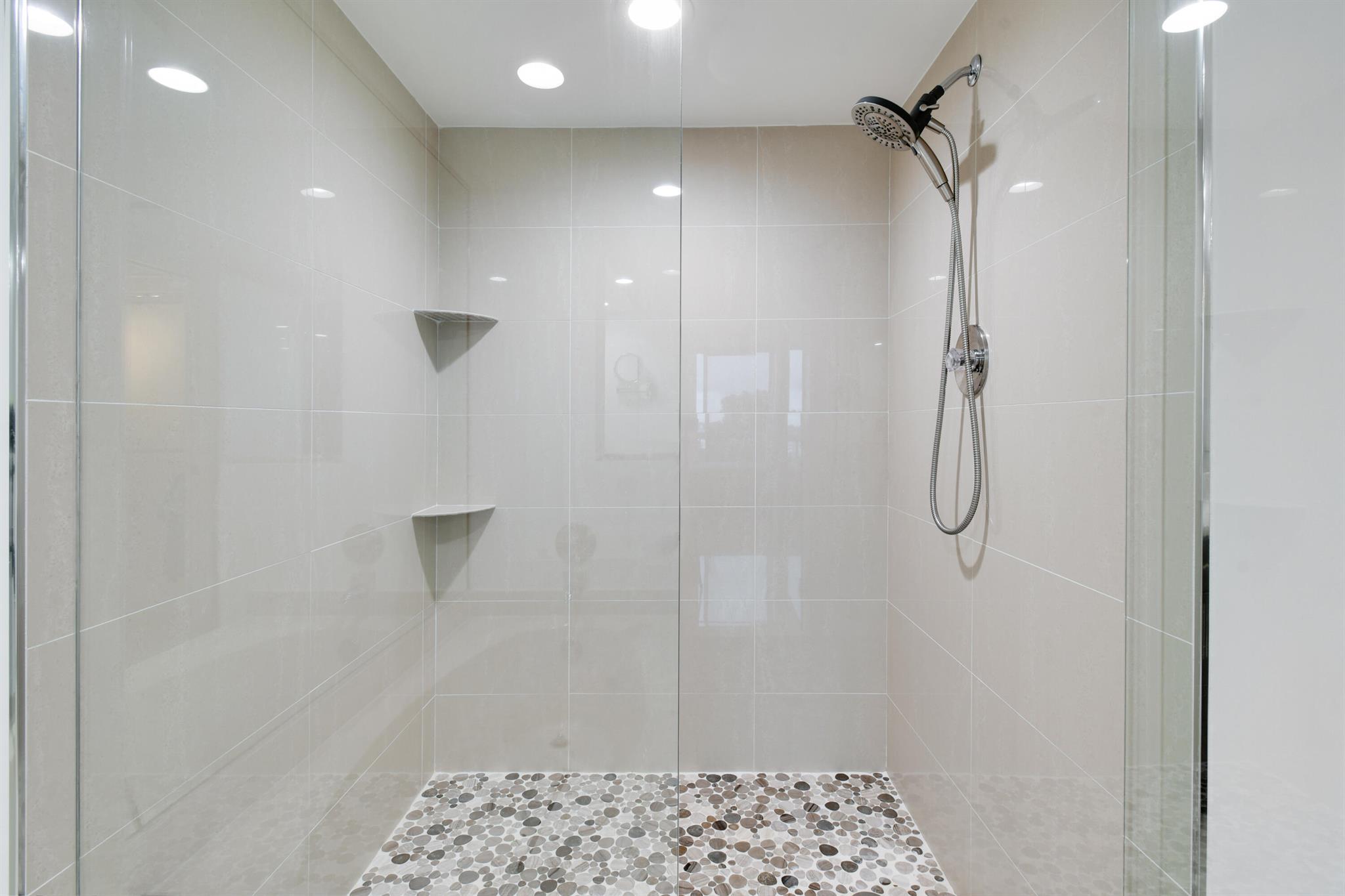 OLD PORT COVE TOWER WEST - Residential