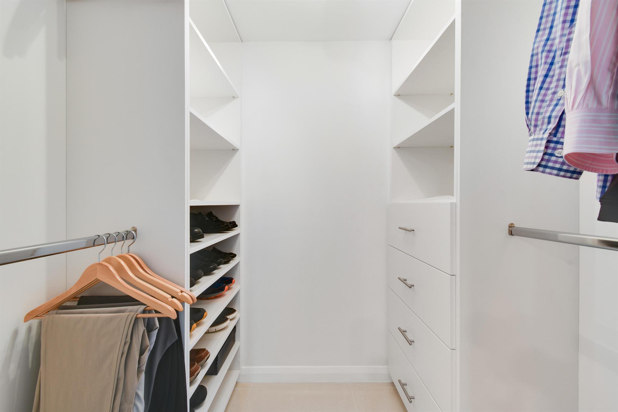 OLD PORT COVE TOWER WEST - Residential