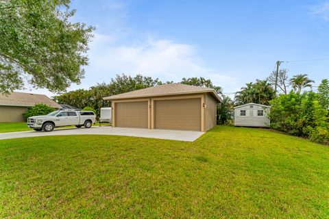 A home in Port St Lucie