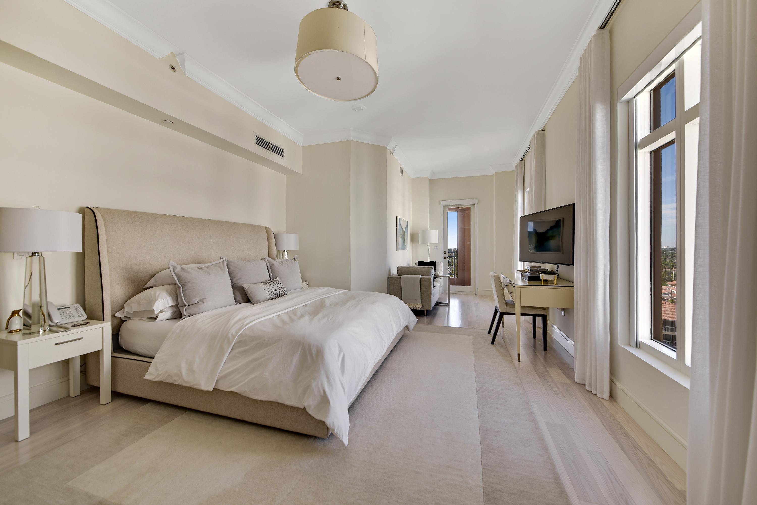 Luxuria - Residential