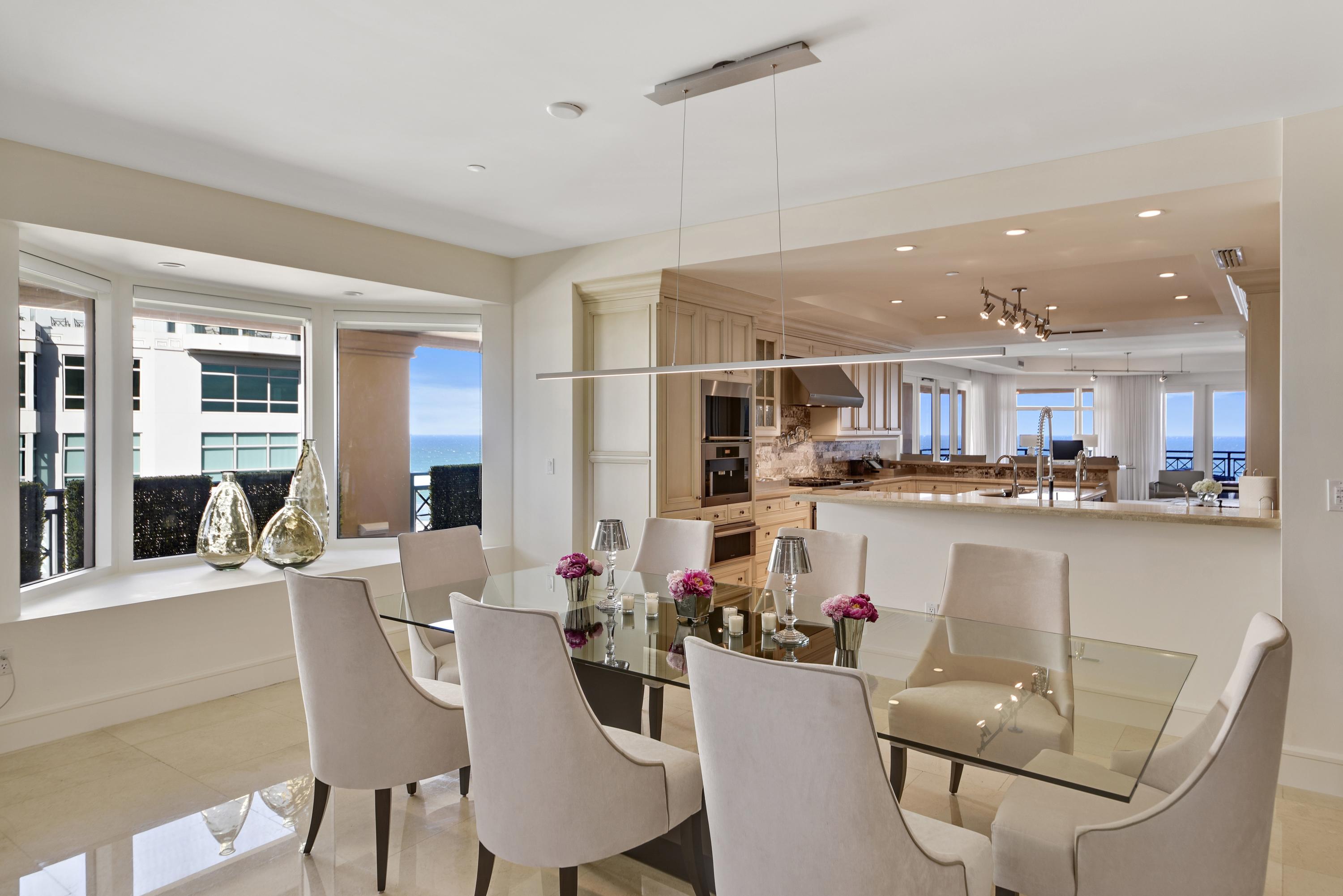 Luxuria - Residential