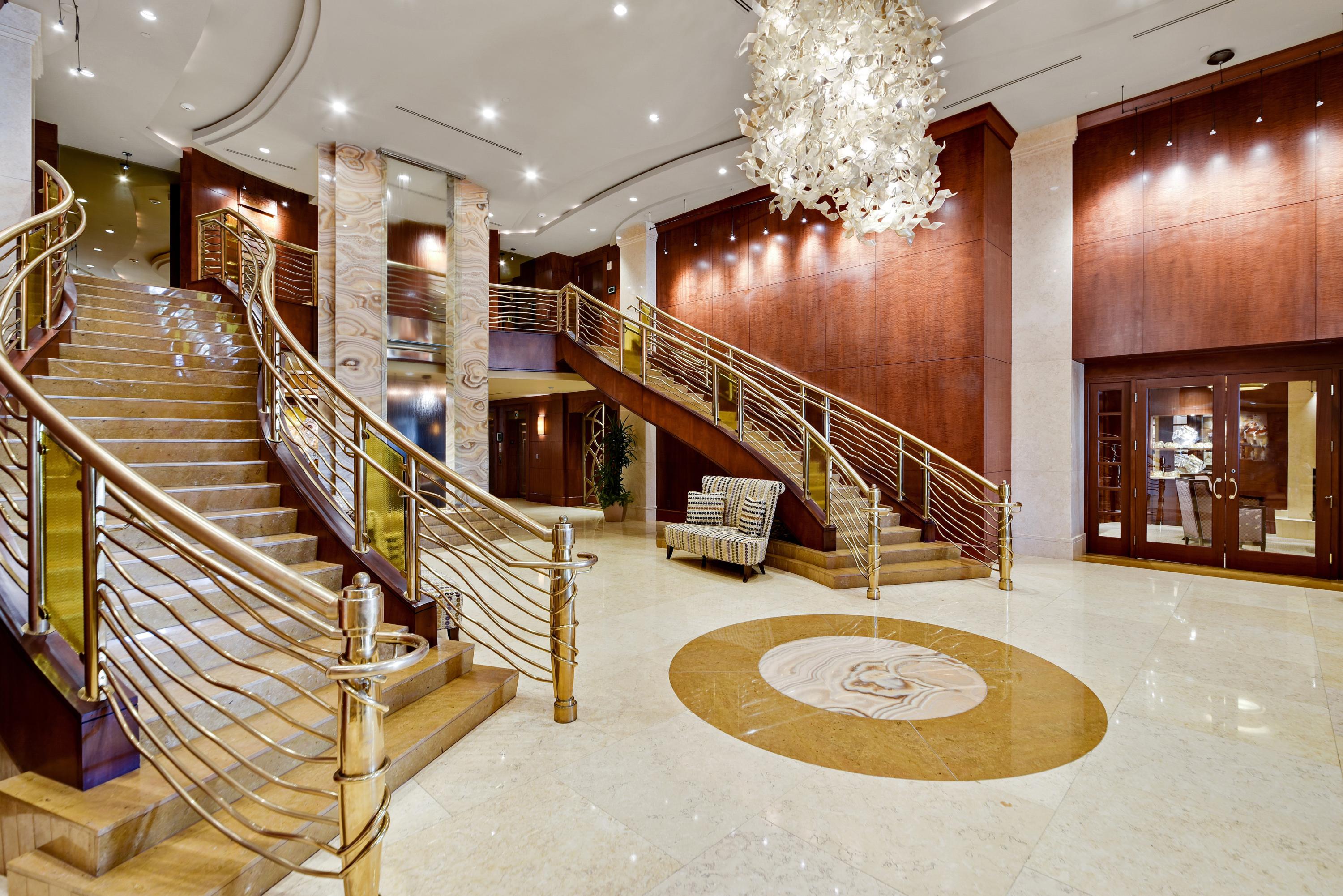 Luxuria - Residential