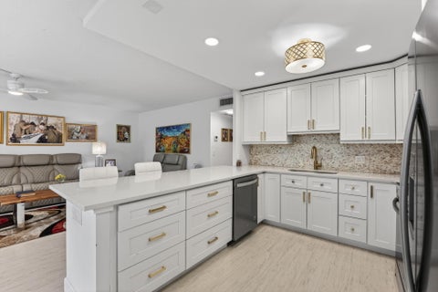 Tiny photo for 1025 Ventnor #H, Deerfield Beach, FL 33442 (MLS # B26020178)