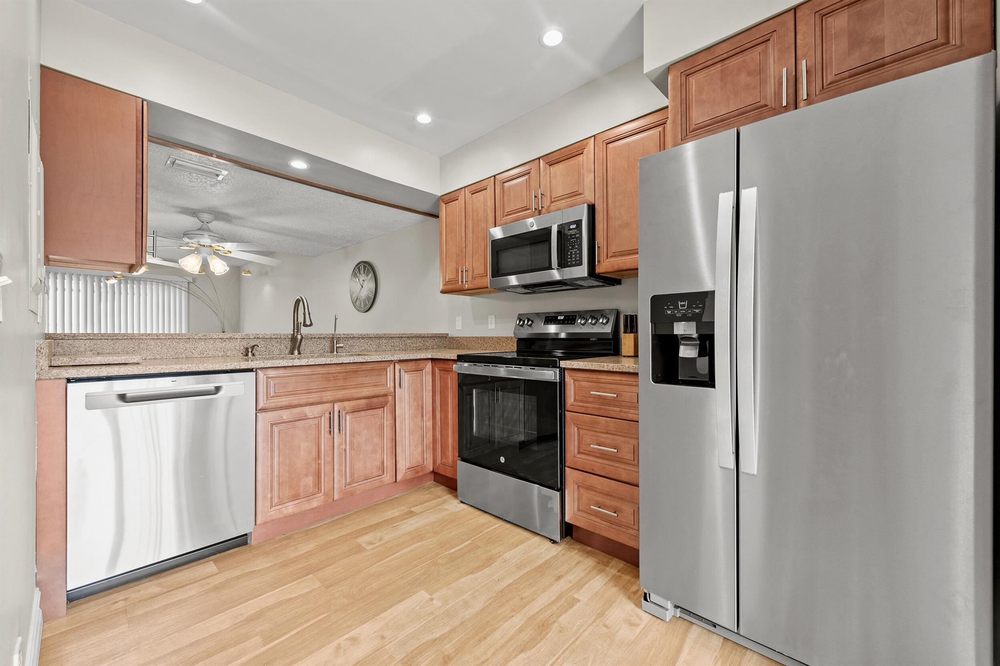 BRAND NEW KITCHEN APPLIANCES JUST INSTALLED!Love the outdoors? This spacious 2-bedroom, 2.5-bathroom townhome in the waterfront Riverwalk community is perfect for boating, kayaking, and paddleboarding enthusiasts!Step inside to discover a new roof, fresh paint, new plumbing, and a brand-new AC system. The entry-level features a spacious living and dining area, a kitchen with upgraded cabinetry, and an in-unit washer/dryer. The new hot water heater ensures efficiency, while the recently updated front patio offers a welcoming entrance.Upstairs, you'll find two oversized primary suites, each with newly remodeled bathrooms and huge attic storage, accessible from both bedrooms. Unwind on your screened-in patio, perfect for enjoying Florida's year-round sunshine.