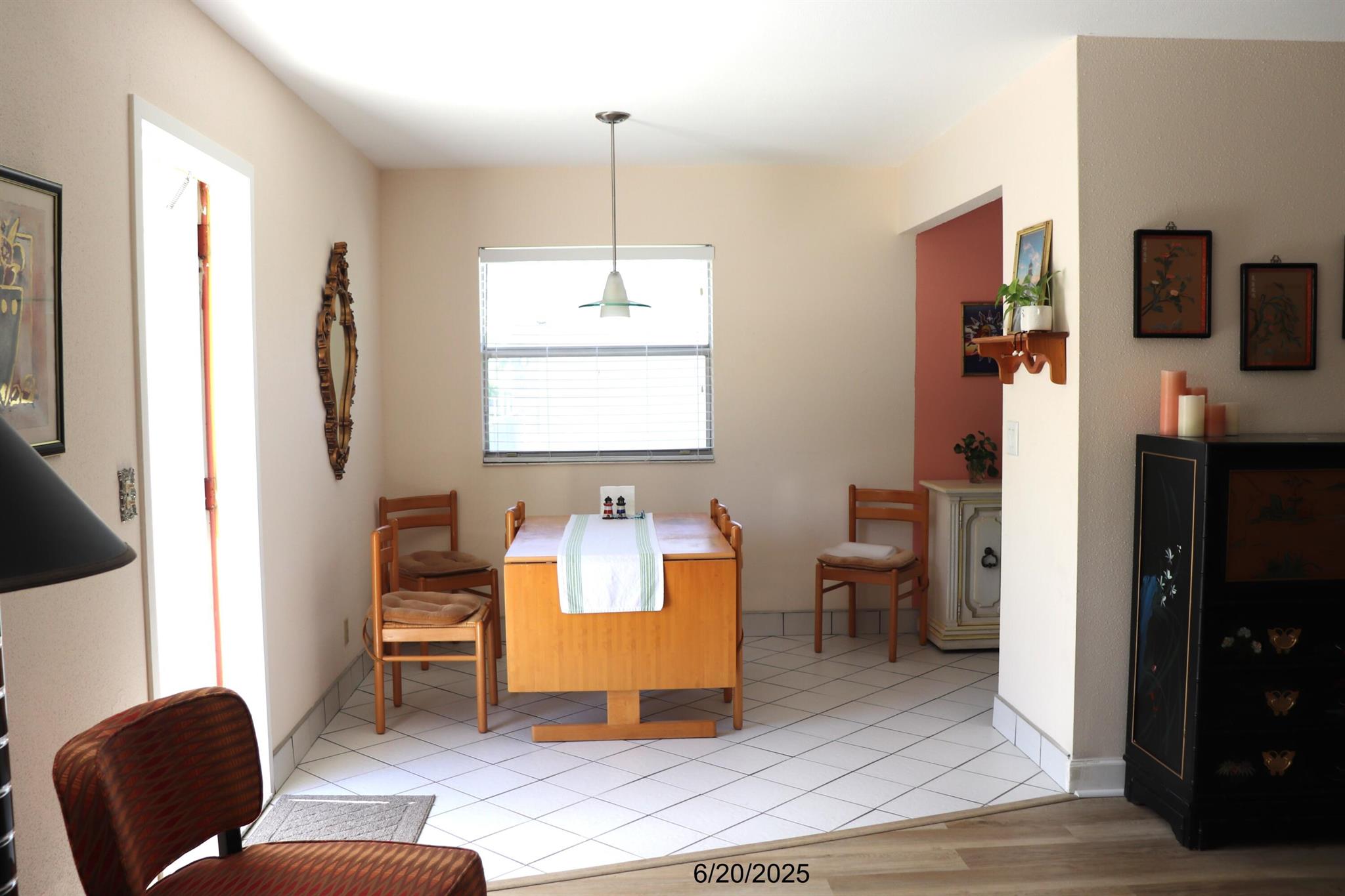 KINGS POINT SAXONY CONDOS - Residential