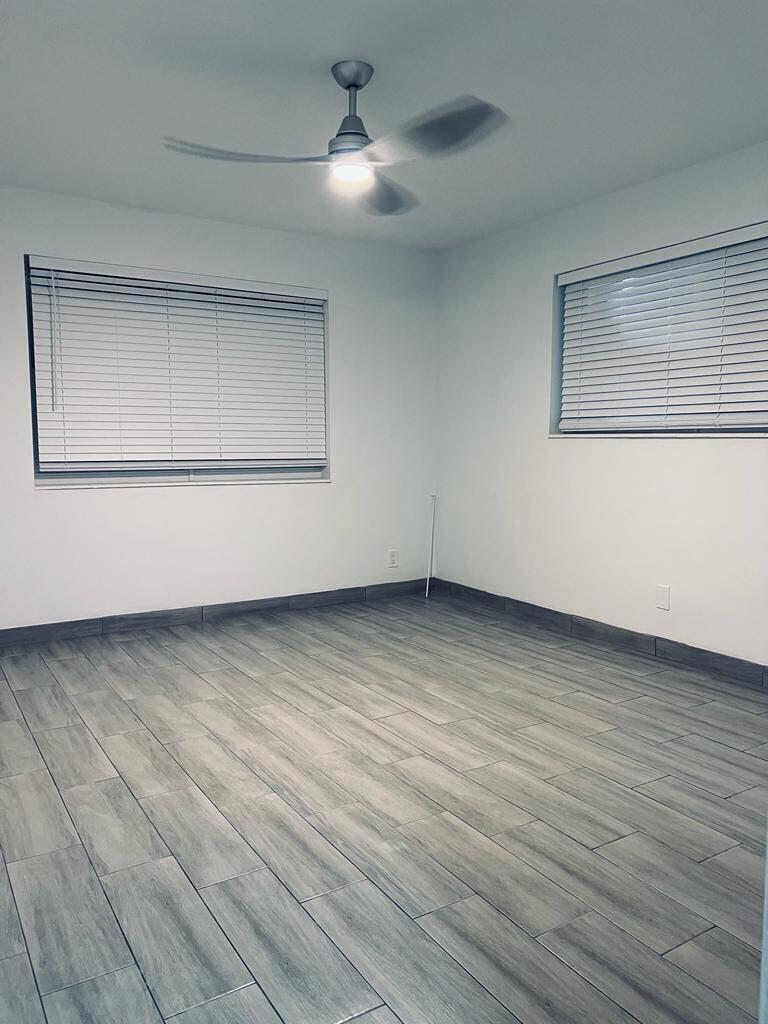 HOLLYWOOD COUNTRY CLUB DI - Commercial Sale