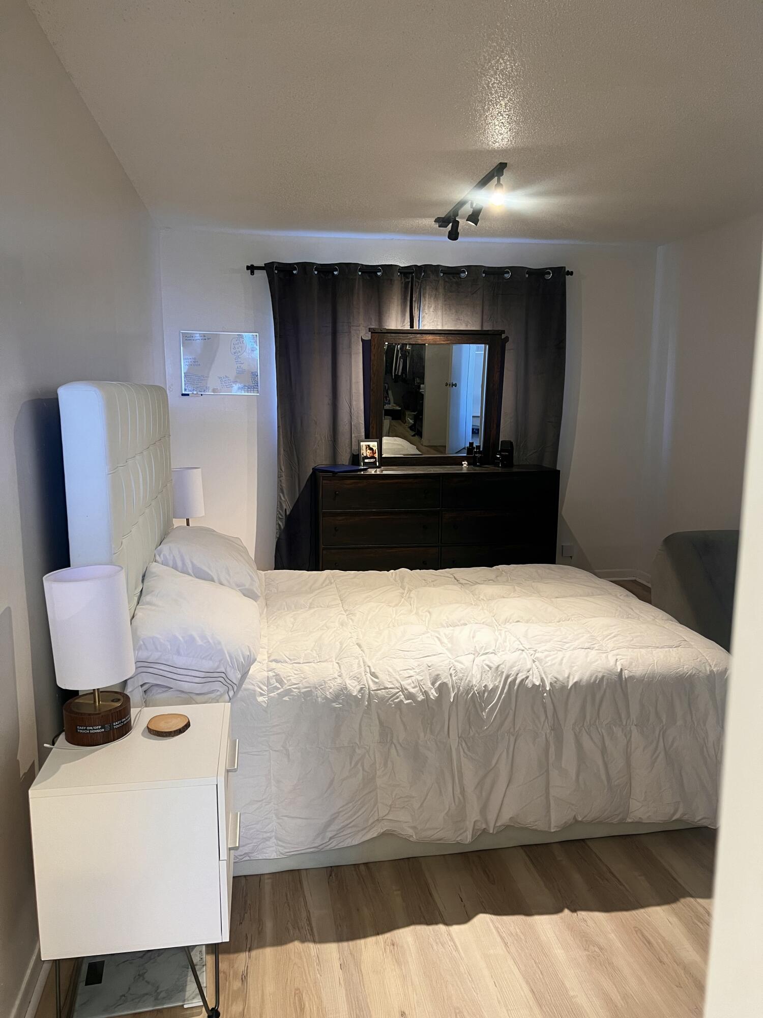 LAKESIDE VILLAGE CONDO 9 - Residential