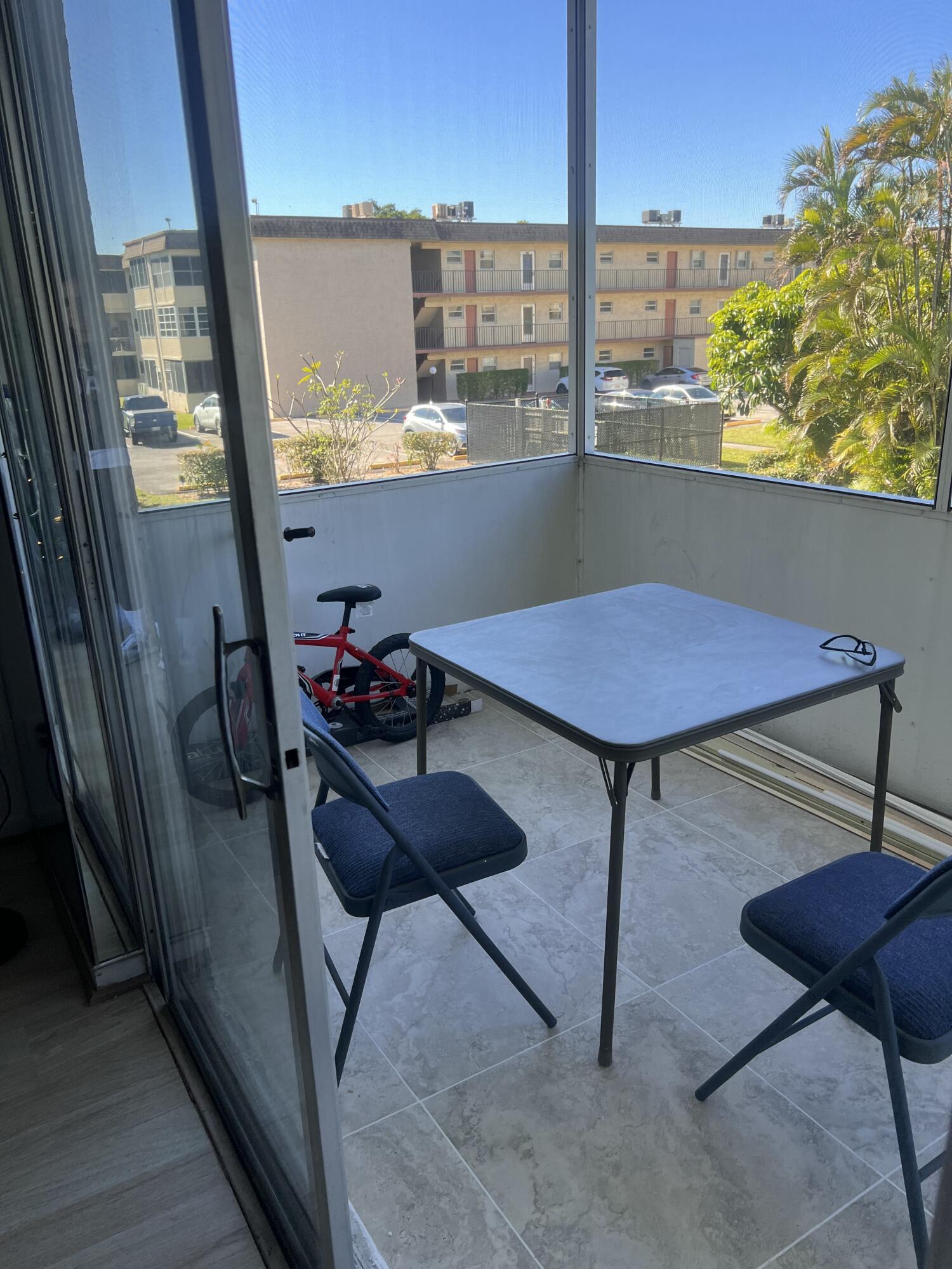 LAKESIDE VILLAGE CONDO 9 - Residential
