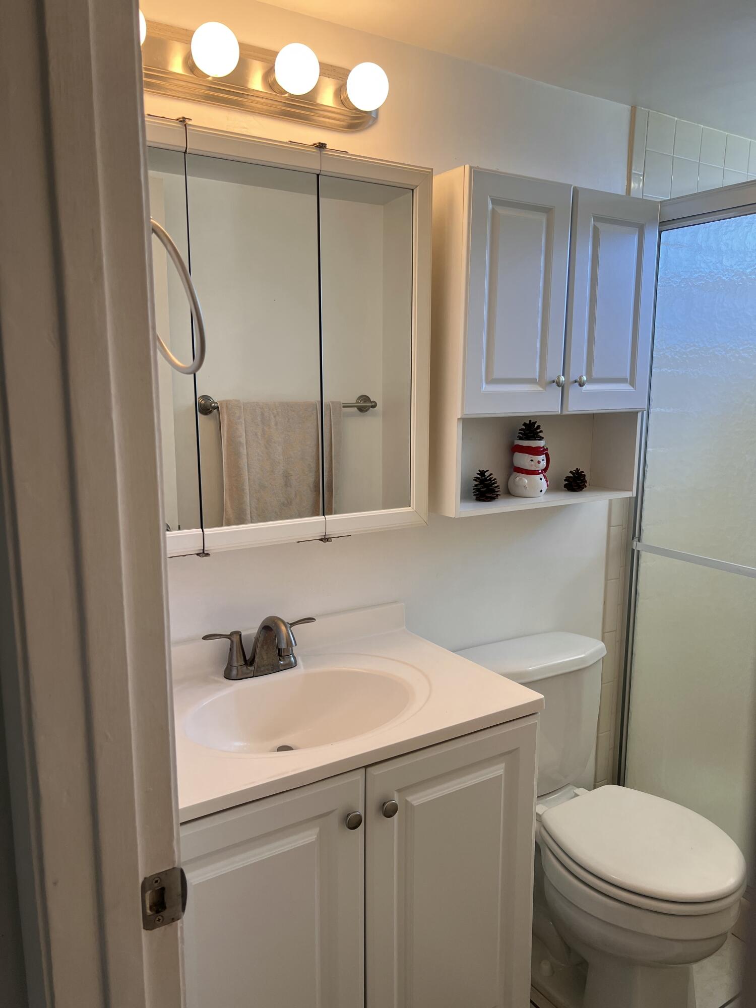 LAKESIDE VILLAGE CONDO 9 - Residential
