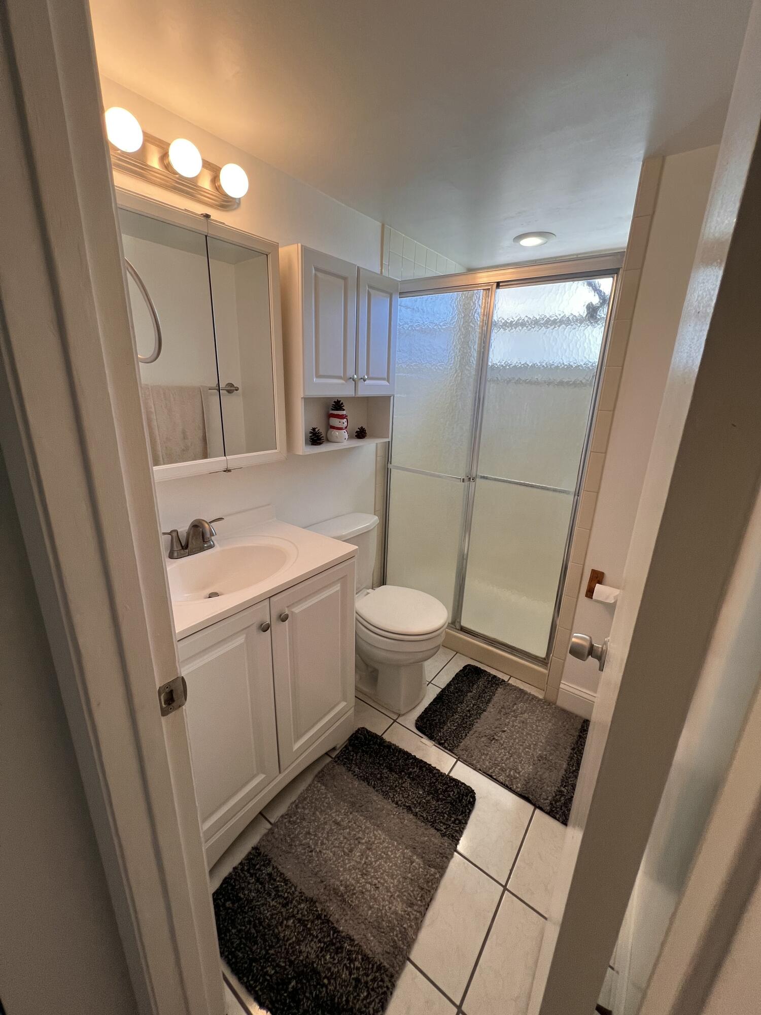 LAKESIDE VILLAGE CONDO 9 - Residential