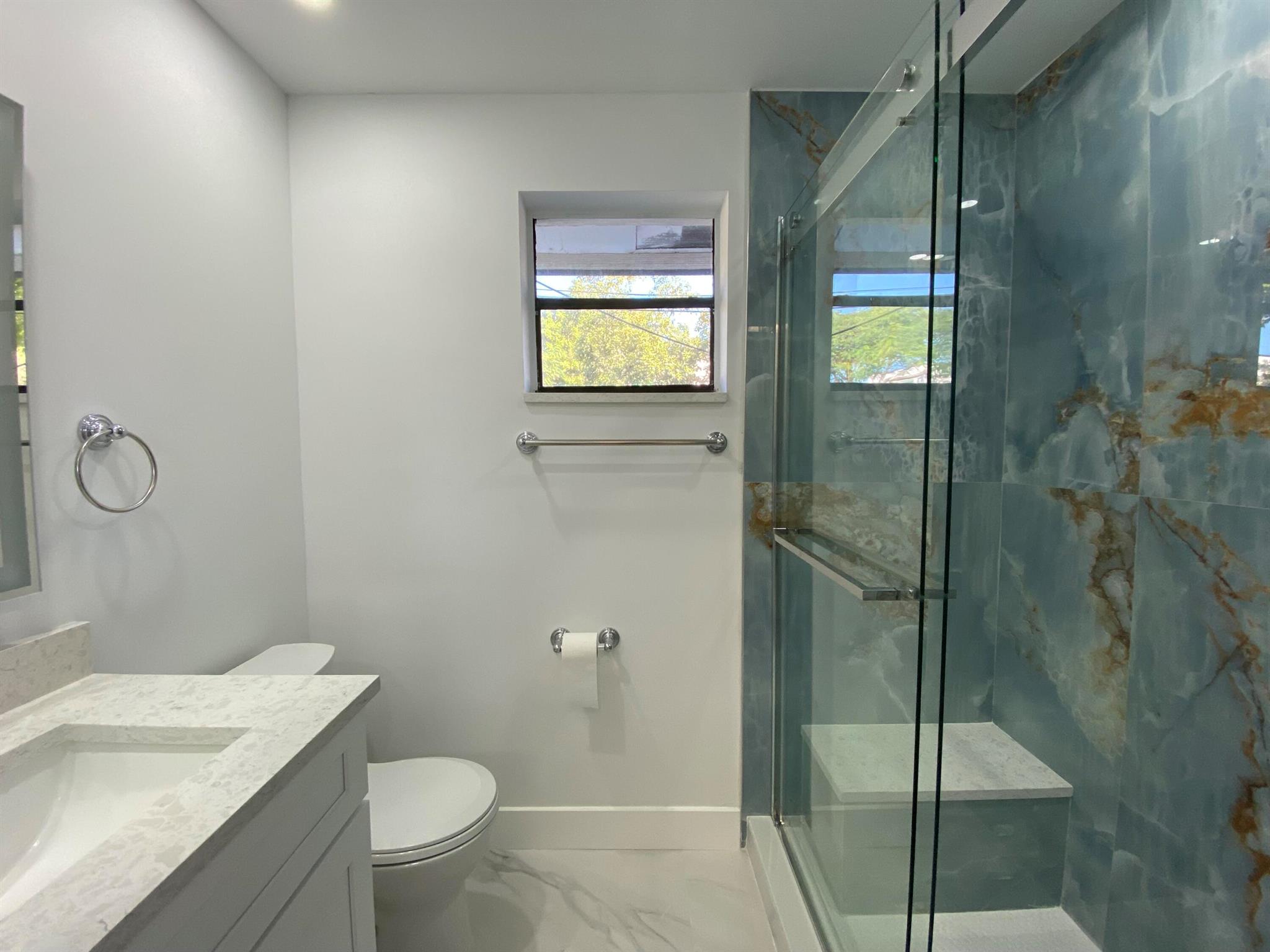 YORKVILLE - Residential Lease