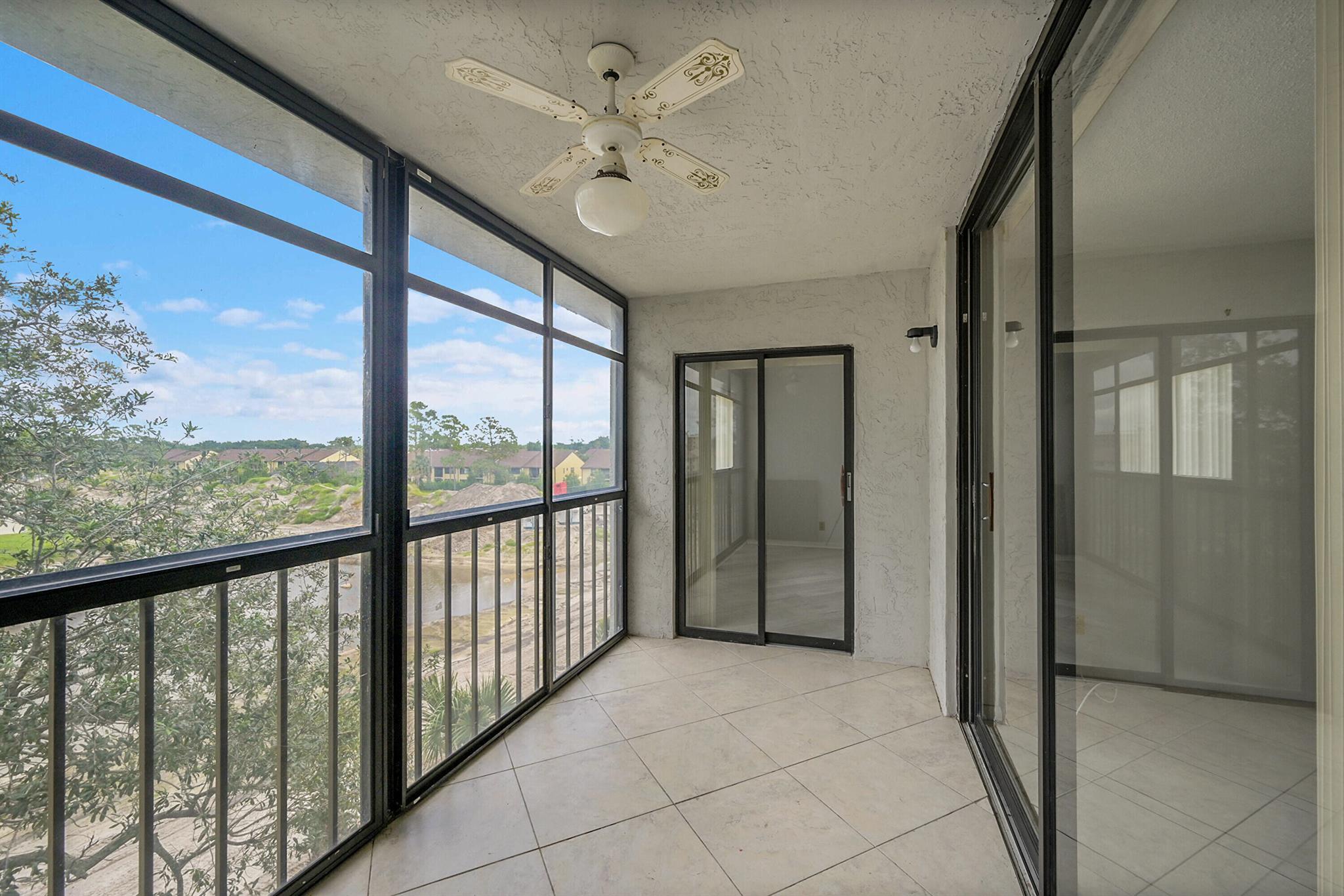 4725 Lucerne Lakes Boulevard E 411