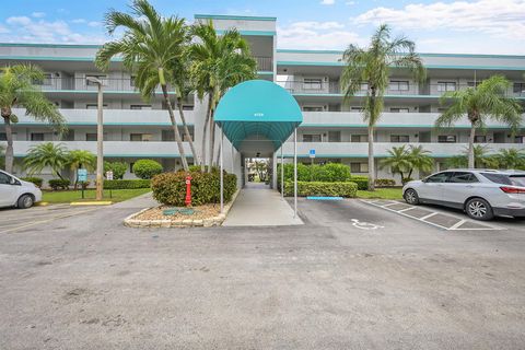 4725 Lucerne Lakes Boulevard E 411 Lake Worth FL 33467