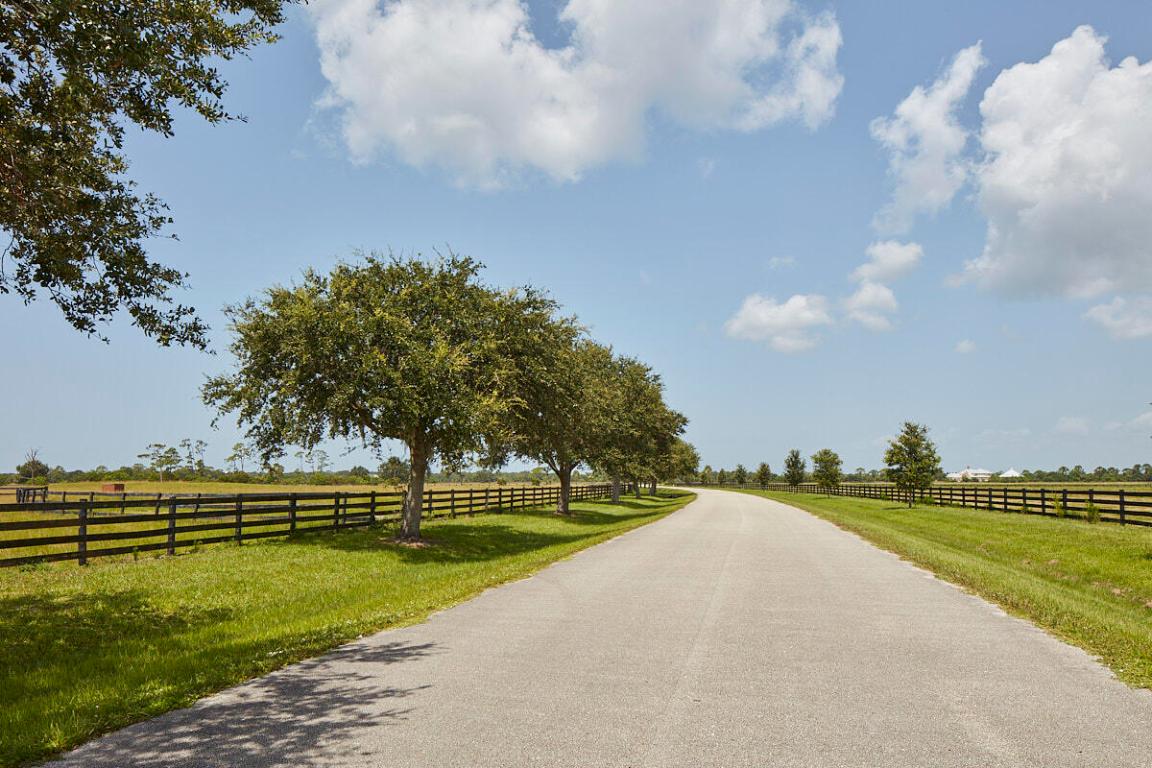 MARTIN COUNTY RANCH COMMUNITY - Land