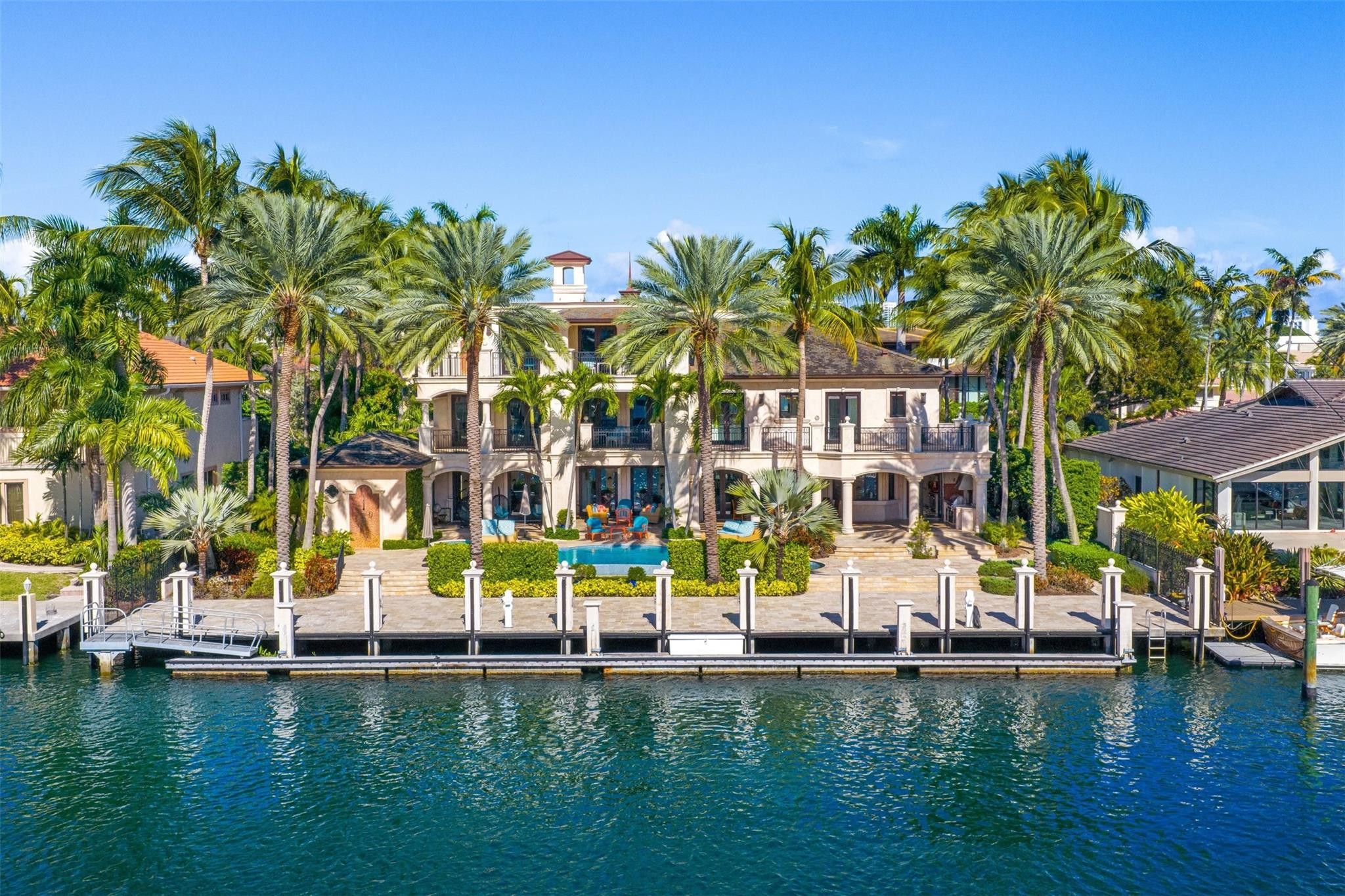 DEL LAGO ISLE - Residential