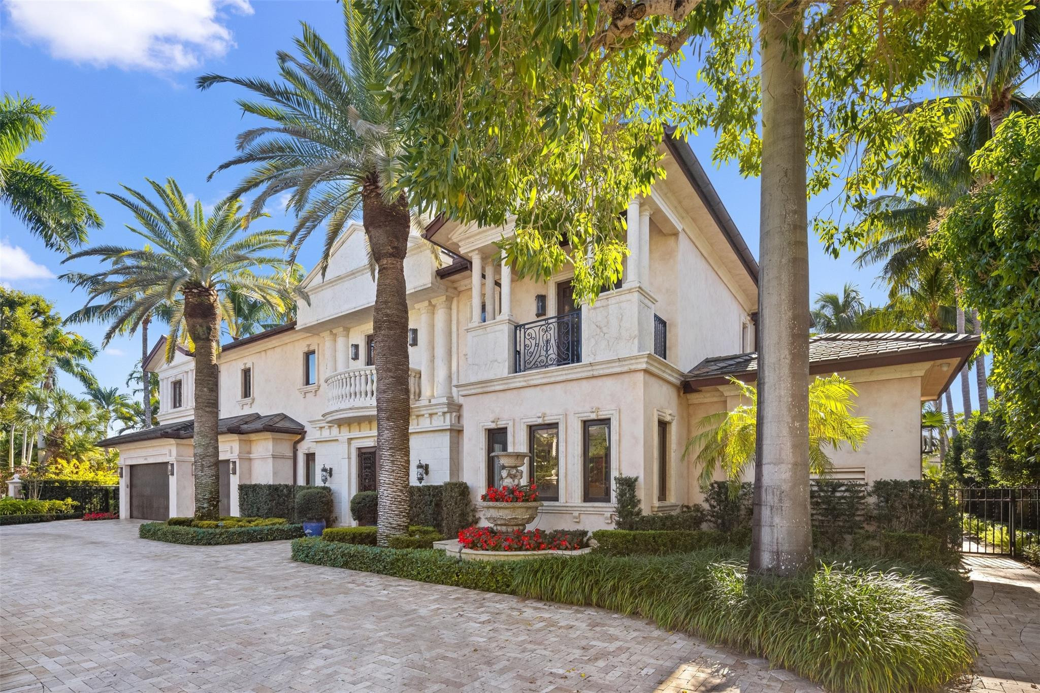 DEL LAGO ISLE - Residential